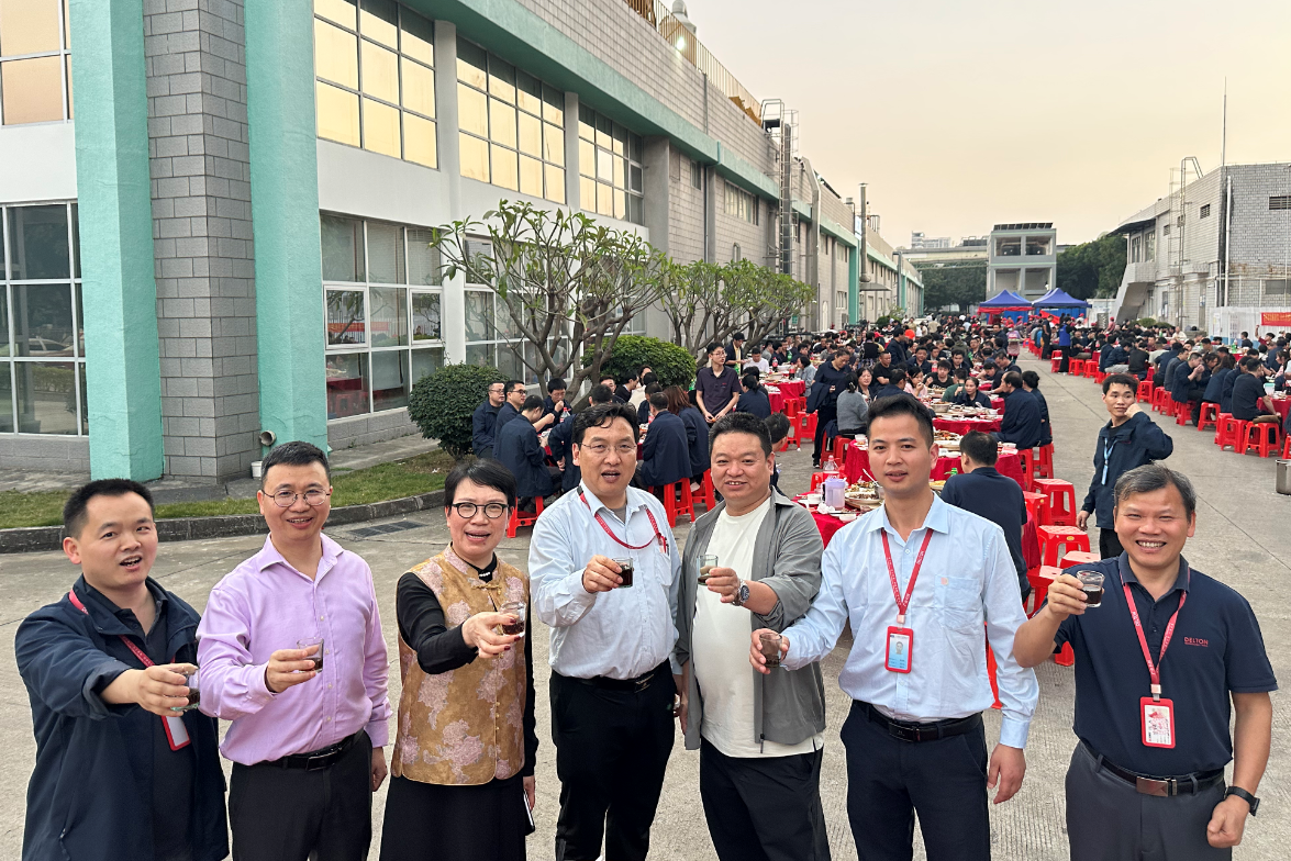 在银娱CEG优越会，，，，，，，，我们这样过个暖心年！